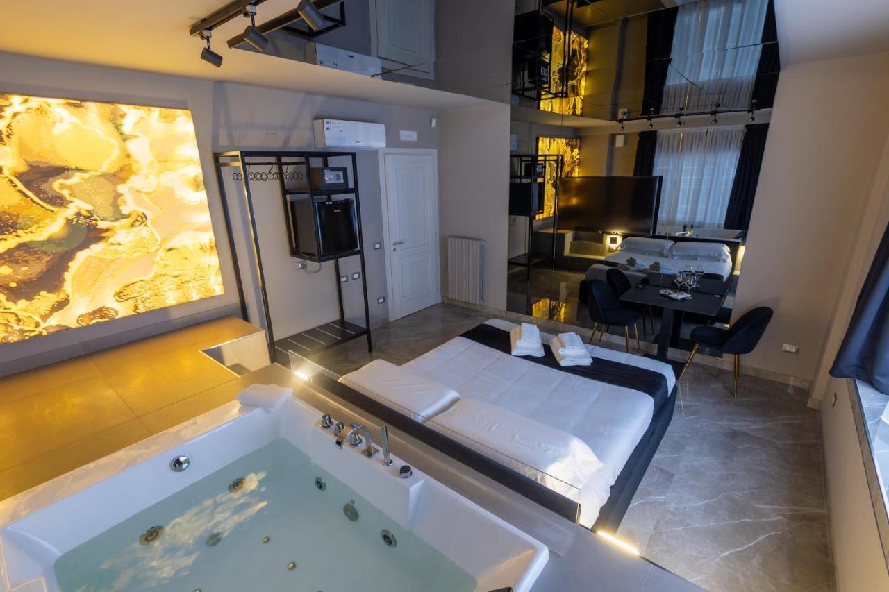 Maximum Exclusive Suite & Spa Palermo Dış mekan fotoğraf
