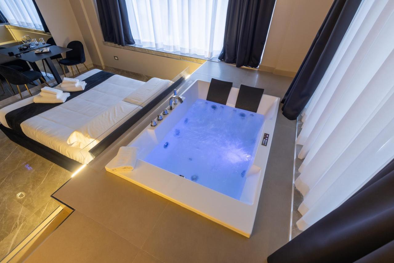 Maximum Exclusive Suite & Spa Palermo Dış mekan fotoğraf