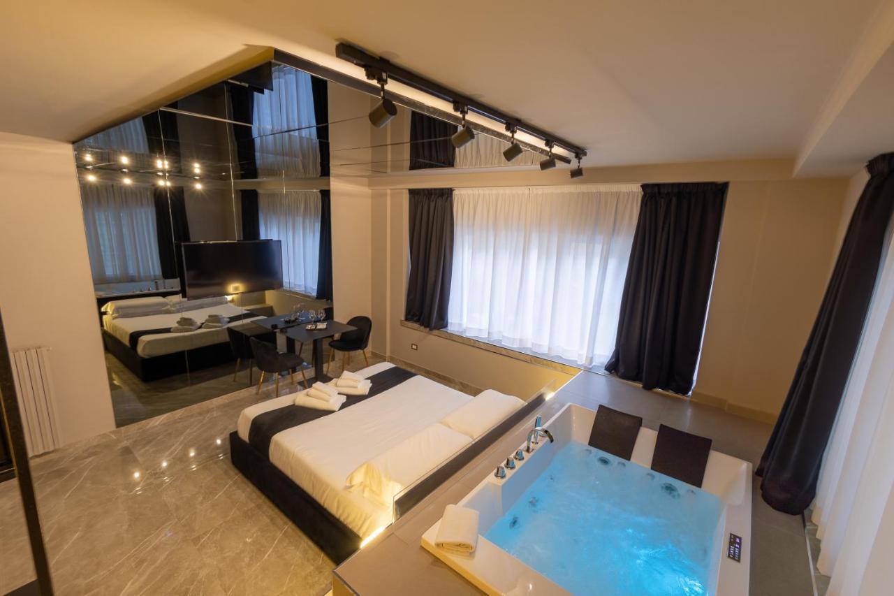 Maximum Exclusive Suite & Spa Palermo Dış mekan fotoğraf