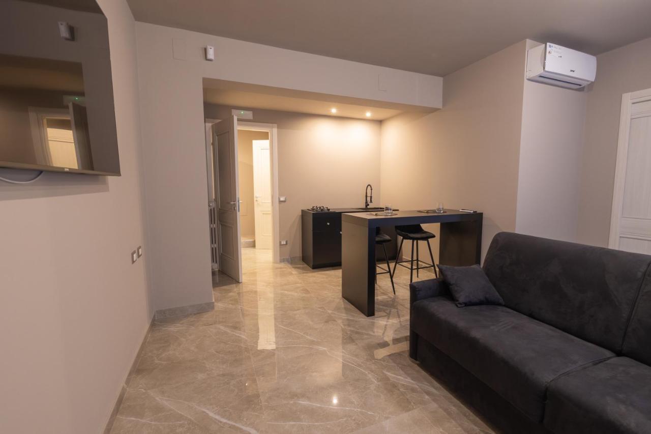 Maximum Exclusive Suite & Spa Palermo Dış mekan fotoğraf