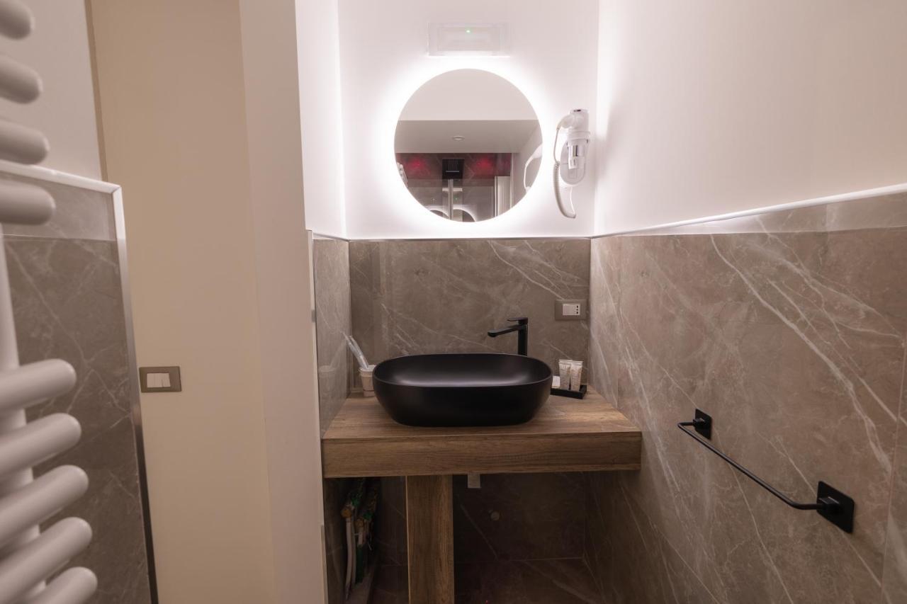 Maximum Exclusive Suite & Spa Palermo Dış mekan fotoğraf